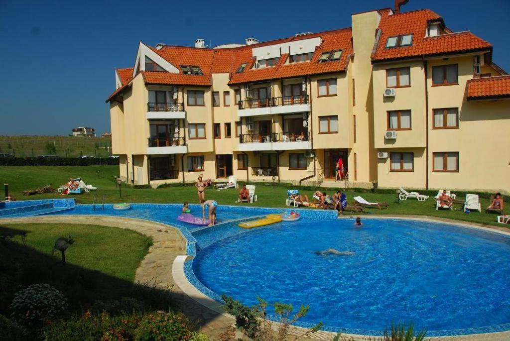 Eggo Apartment - Oasis Beach Apartments Kamchia Bliznatsi 外观 照片